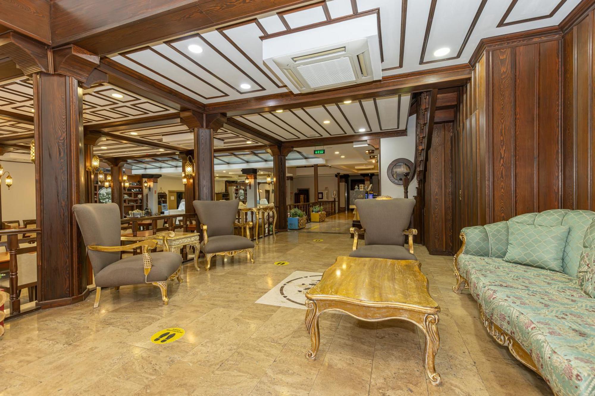 Bursa Grand Family Hotel Exterior foto